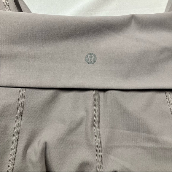 Lululemon Wunder Under Crop II Roll Down Scallop Full-On 24" Smoky Blush sz 2 - Picture 8 of 8